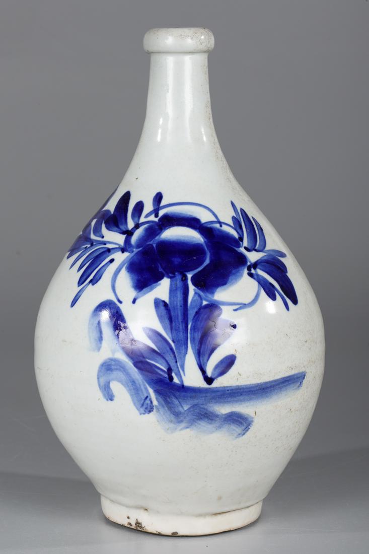 Antique Japanese Ceramic Meiping Tokkuri Saki Bottle (1 of 5)