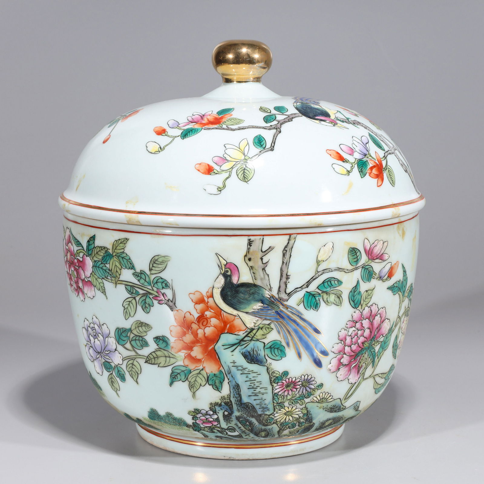 Large Chinese Porcelain Covered Basin (1 of 7)
