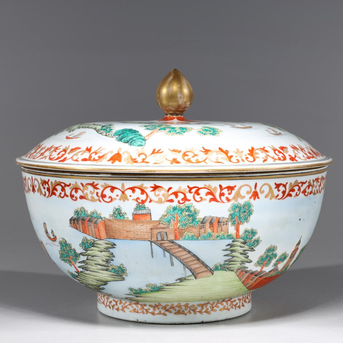 Chinese Enameled Porcelain Covered Gilt Vessel (1 of 9)