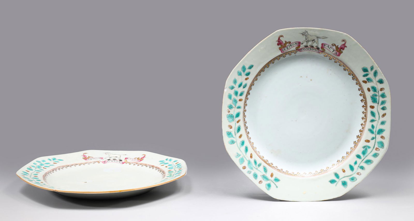 Pair of Antique Chinese Export Crested Plates (1 of 4)