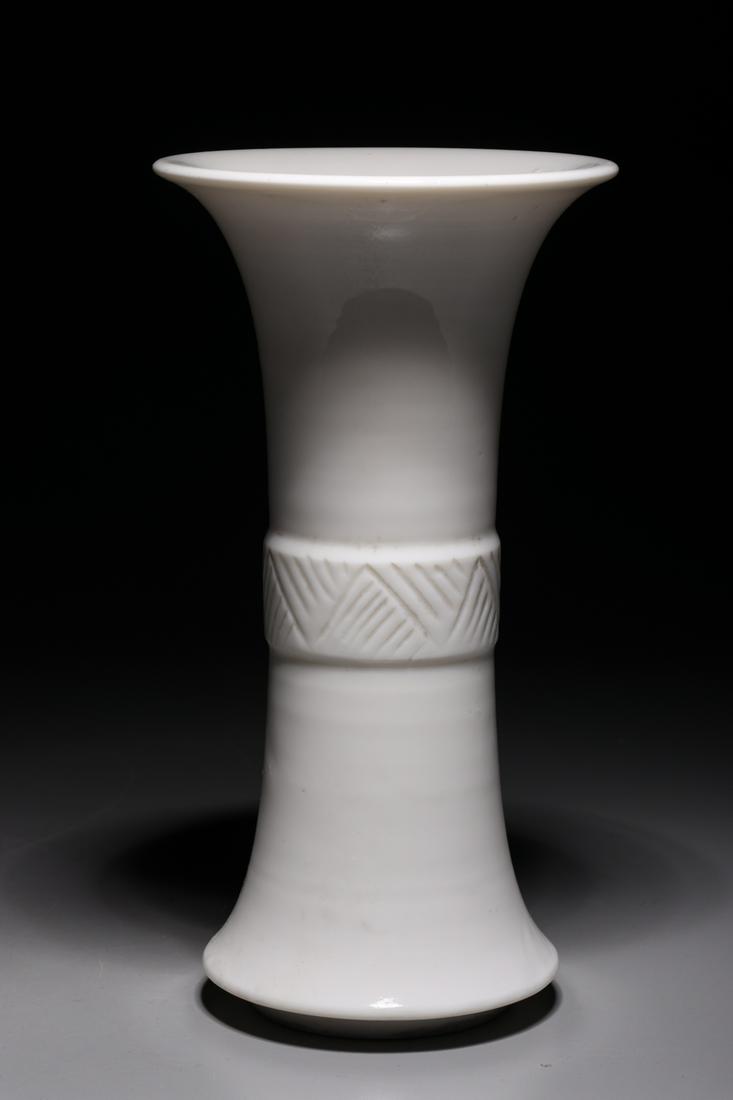 Small Chinese White Glazed Beaker Vase (1 of 5)