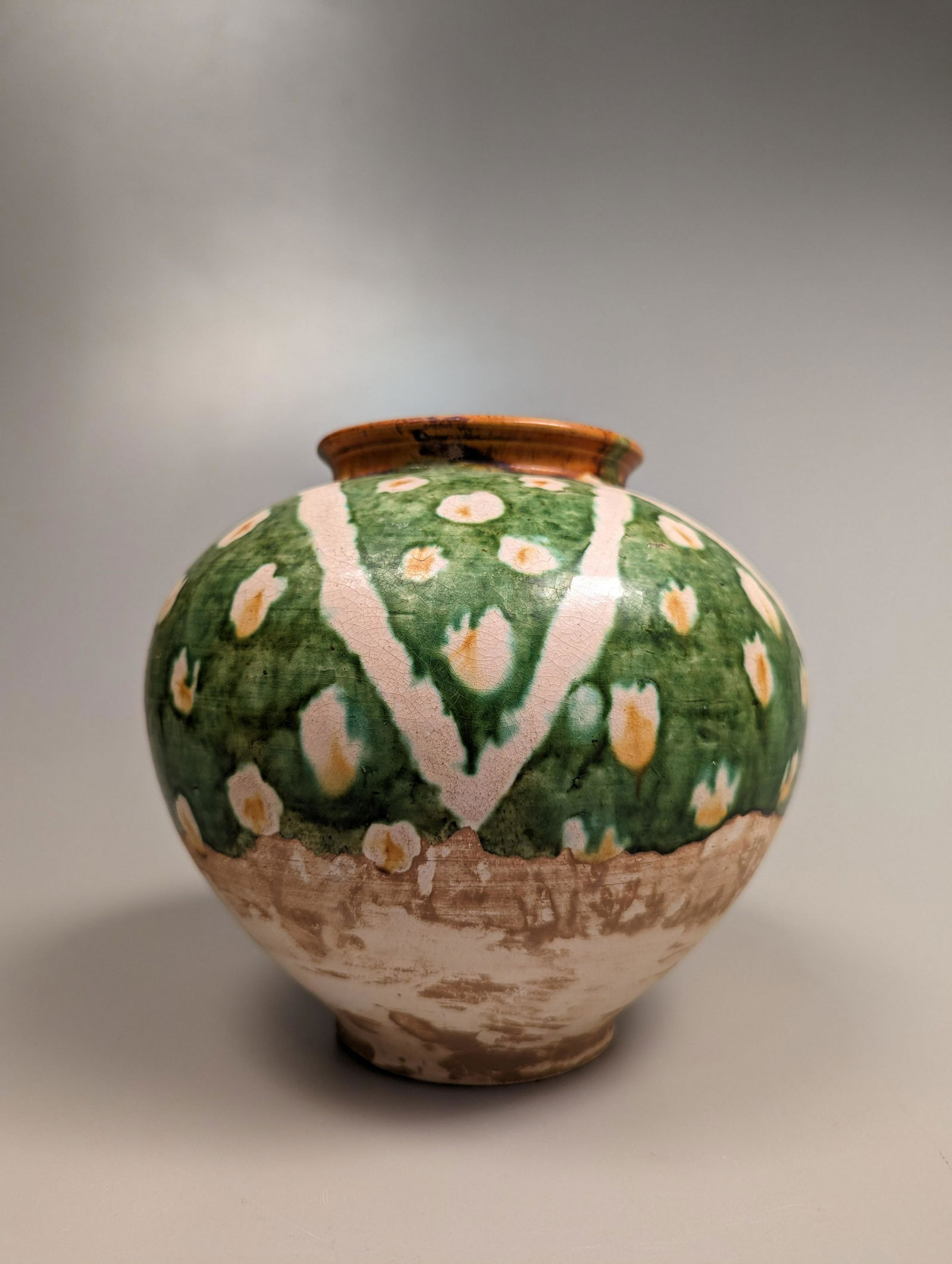 Tang-Style Sancai Pottery Jar: Zigzag and Dots (1 of 3)