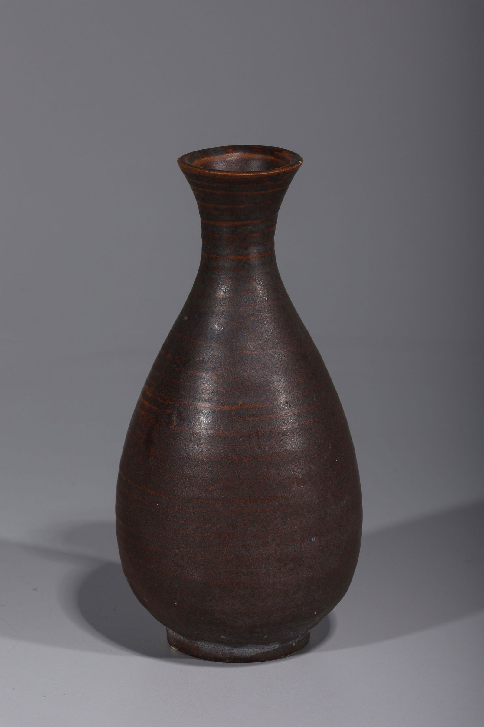 Korean Brown Glazed Vase (1 of 4)