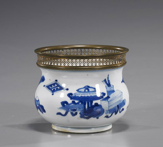Small Kangxi Blue & White Porcelain Vessel: Small Kangxi Blue & White Porcelain Vessel Small Chinese, Kangxi period, blue and white porcelain vessel; of squat circular form with design of Buddhist emblems and precious vessels and with openwork 