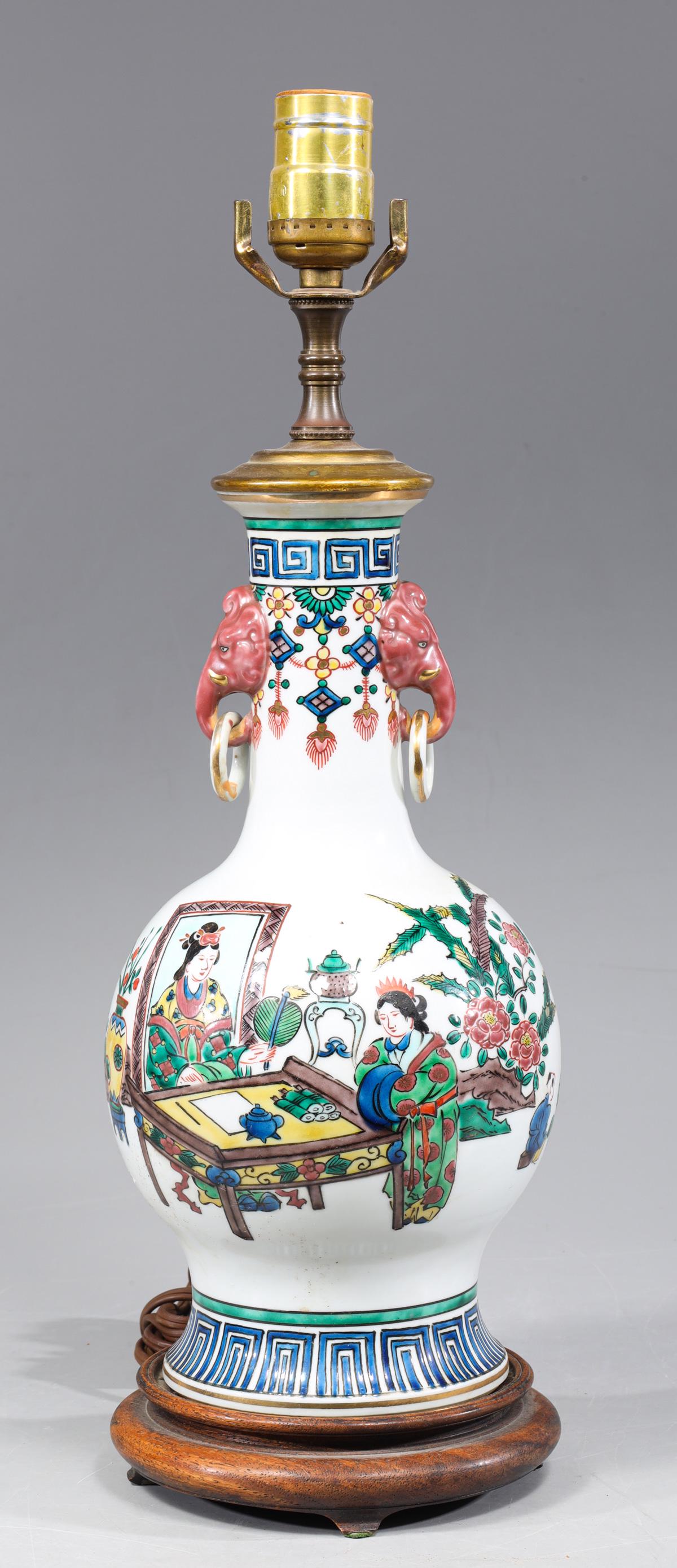 Vintage Chinese Porcelain Table Lamp (1 of 5)