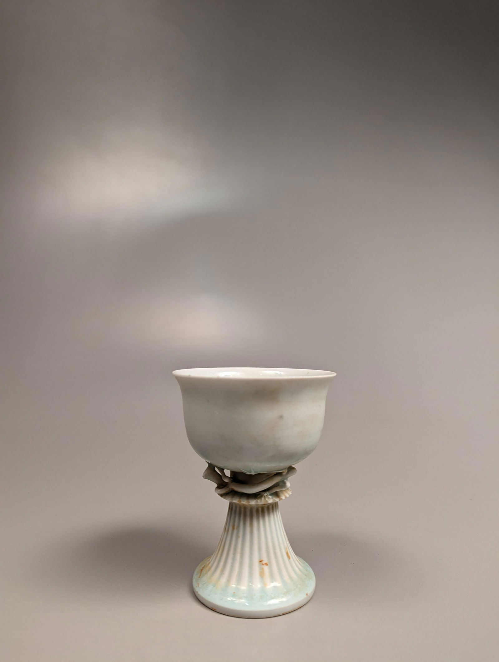 Kangxi-Style Iron Red and Gilt Porcelain Phoenix Dish (1 of 3)