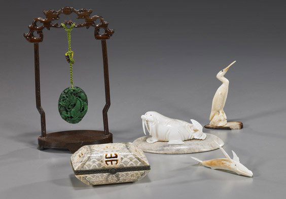 Group of Various Carvings: Eskimo & Chinese: Group of Various Carvings: Eskimo & ChineseLot of various carvings, including: 3 Eskimo fossil ivory items: walrus, signed; whale; and crane; together with 2 Chinese items: scrimmed bone box with open