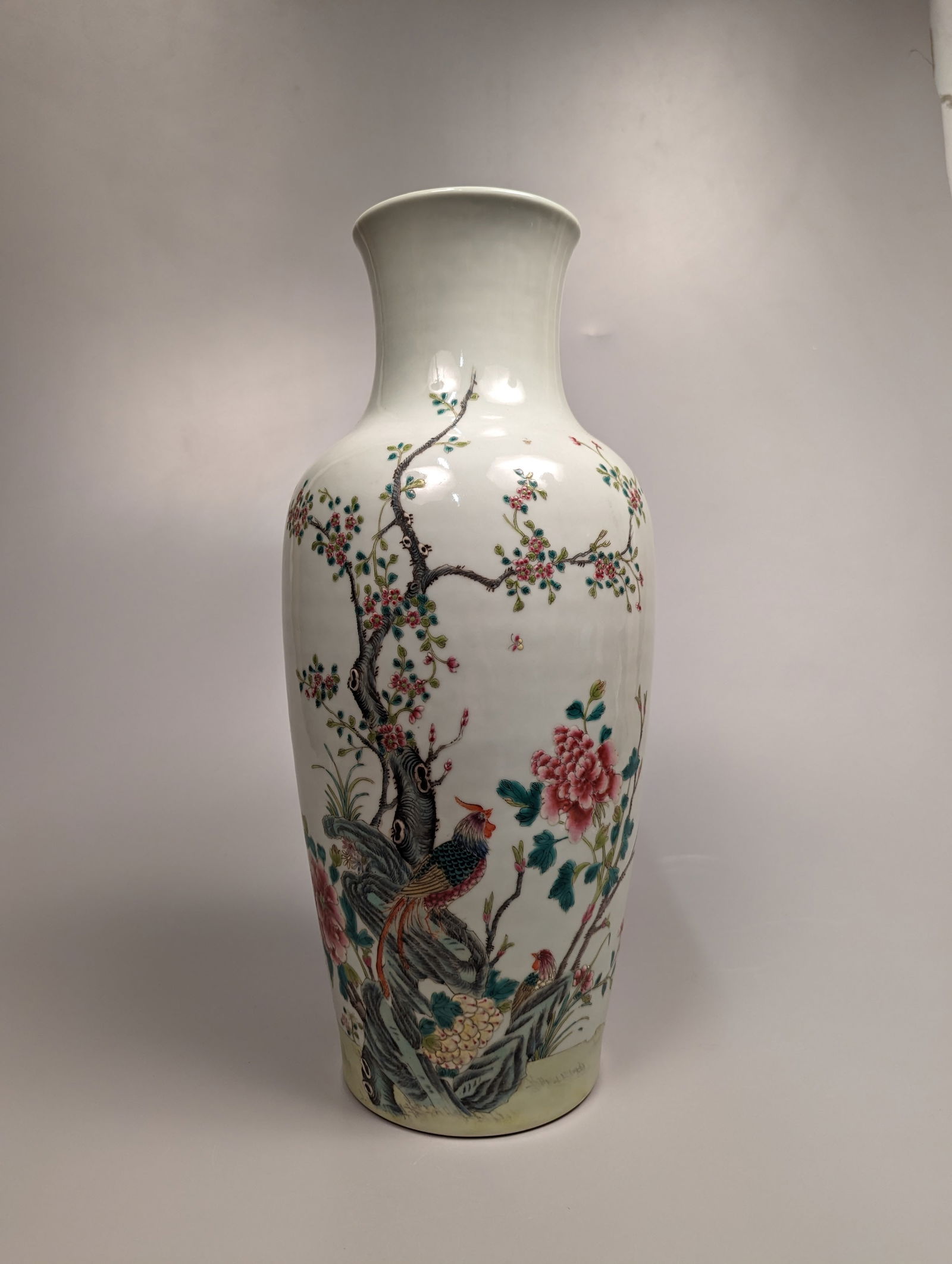 Famille Rose Porcelain Vase: Chickens (1 of 3)