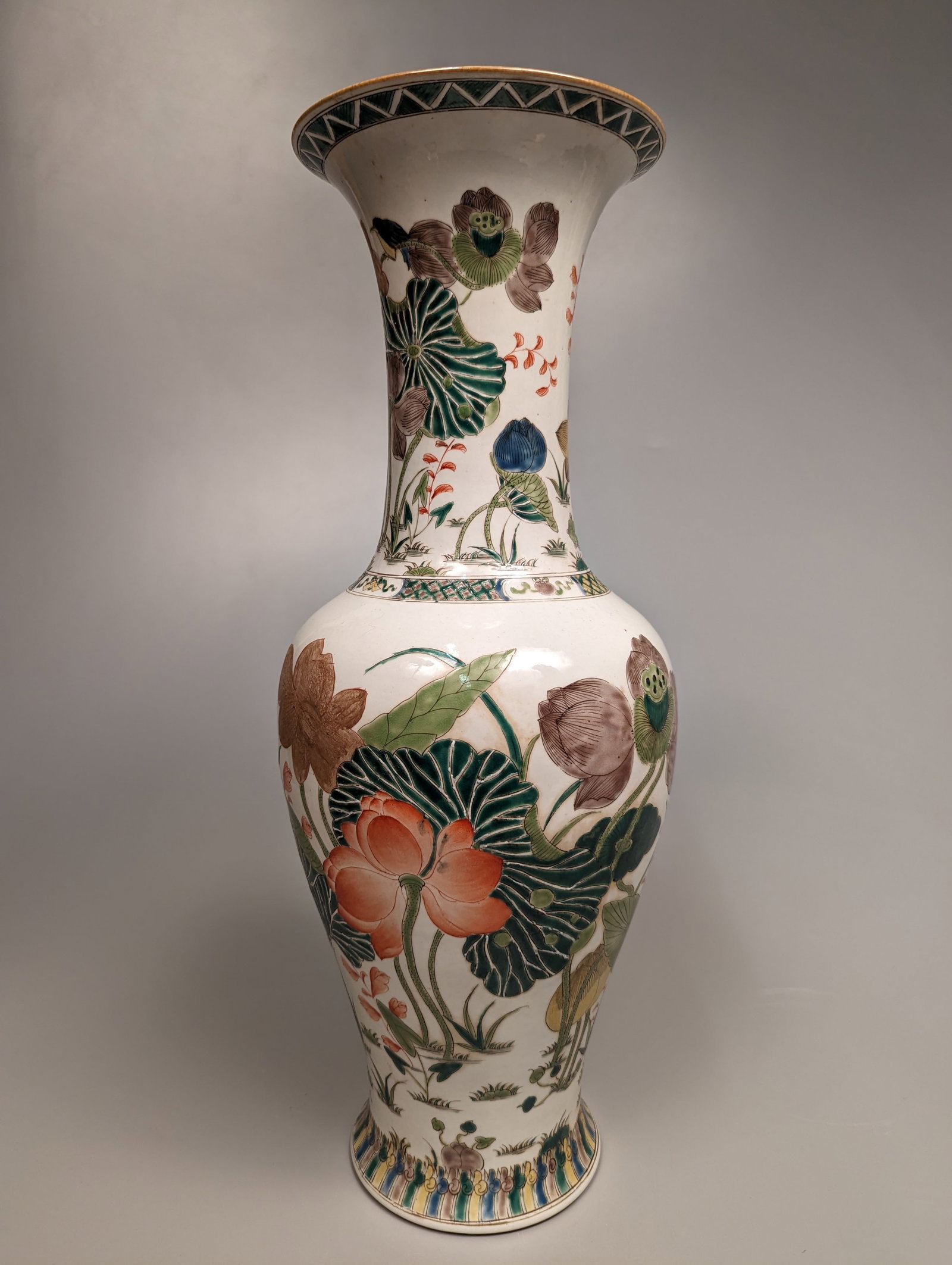 Fine Kangxi-Style Famille Verte Yen-Yen Vase: Tall Chinese Kangxi-style Famille Verte enameled porcelain yen-yen vase; with nicely detailed continuous design of pond plants, with lily pads, lotus blossoms and seed pods , with butterflies and two 