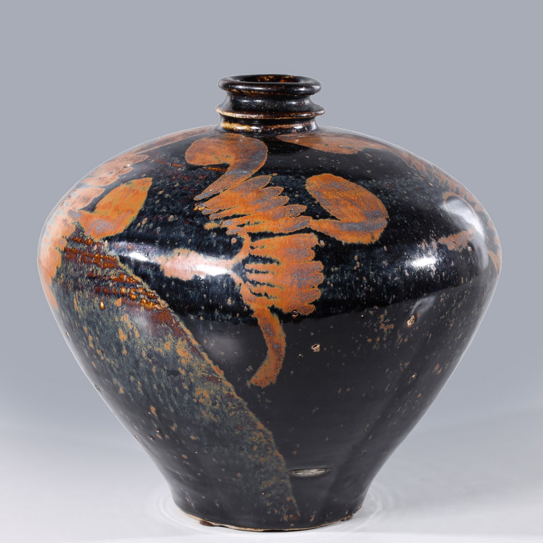Chinese Black Glazed Russet Painted Jin Dynasty Jar (1 of 7)