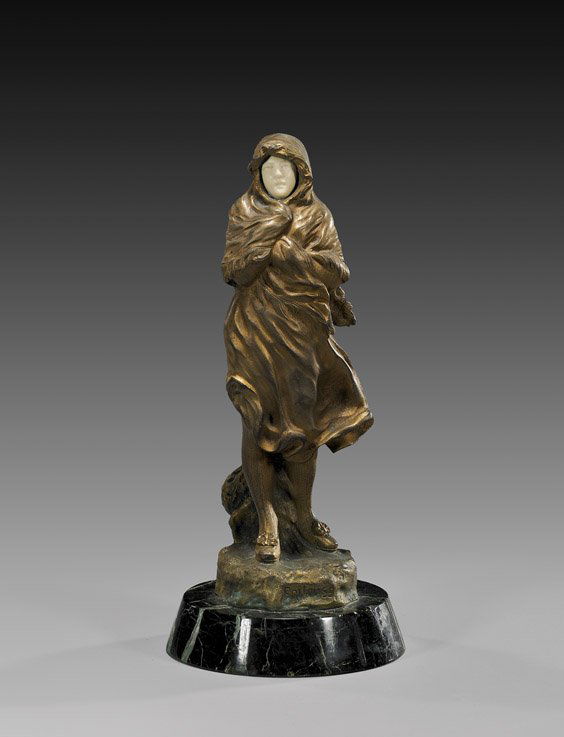 FRENCH BRONZE FIGURE BY J. GARNIER: 二十世紀早期 銅雕人像 FRENCH BRONZE FIGURE BY J. GARNIEREarly 20th Century, French Art Nouveau bronze figure by Jean Garnier (1853-1910); of