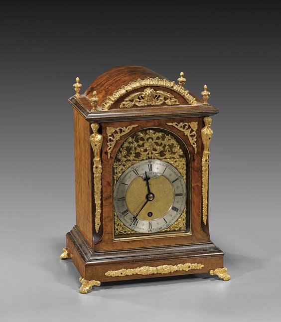 ANTIQUE ENGLISH MANTLE CLOCK: 英式座钟 ANTIQUE ENGLISH MANTLE CLOCKAntique English mantle clock by W. Payne and Co., London; of architectural form with elaborate ormolu work of classical design with masks,