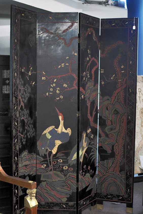 Chinese 4-Panel Coromandel Screen: Chinese 4-Panel Coromandel Screen Chinese 4-panel Coromandel lacquer screen: the front carved with design of beauties gathered together under pine; verso with two cranes beneath pine and blossoming br
