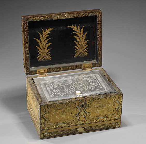 Antique Chinese Export Lacquer Tea Box: Antique Chinese Export Lacquer Tea Box Antique Chinese Export lacquer tea box; rectangular with figural landscape panels to the exterior, pewter lined with design of figures and pine to the interior c