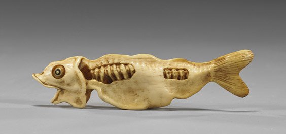 Antique Carved Ivory Netsuke: Dried Fish - 2