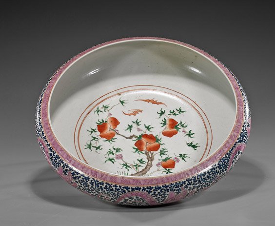 Large Chinese Enameled Porcelain Bowl