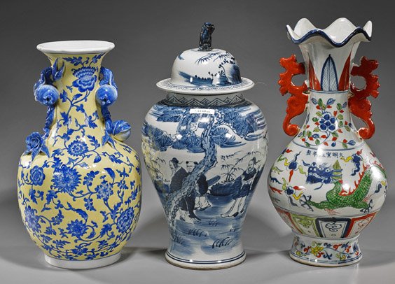 Three Tall Chinese Porcelain Vases: Three Tall Chinese Porcelain Vases Three tall Chinese porcelain vases; globular-form and elongated neck Ming-style wucai vase with dragon and foliate rims, six-character mark (minor glaze flaws); yell