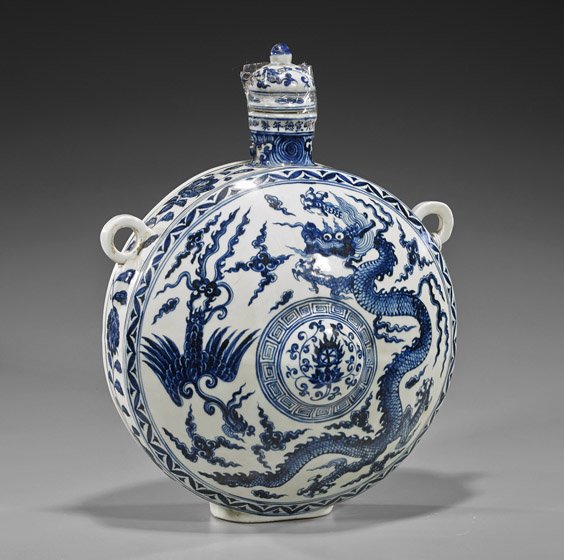 Large Chinese Ming Style Moon Flask: Large Chinese Ming Style Moon Flask Large Chinese, early Ming-style blue and white porcelain moon flask with cover; depicting an auspicious dragon and phoenix, six-character mark (minor flaws); H: 16"