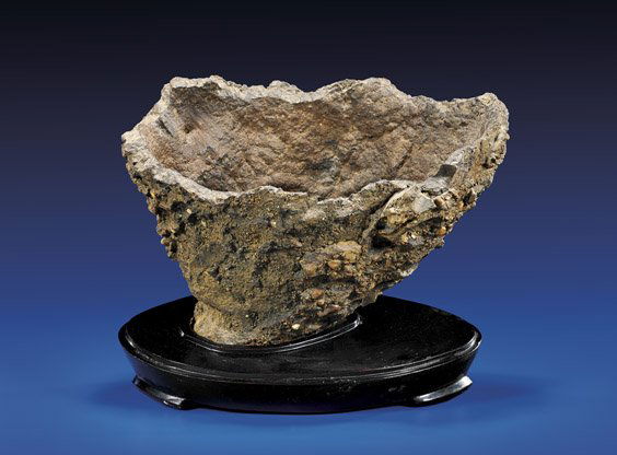 NATURAL RIVER MUD SCULPTURE: NATURAL RIVER MUD SCULPTUREChinaThese most unusual natural formations are found 100 to 165 feet down in the bottom of the Huang He (Yellow) and Yangtze Rivers in southwestern China. Divers must don ha