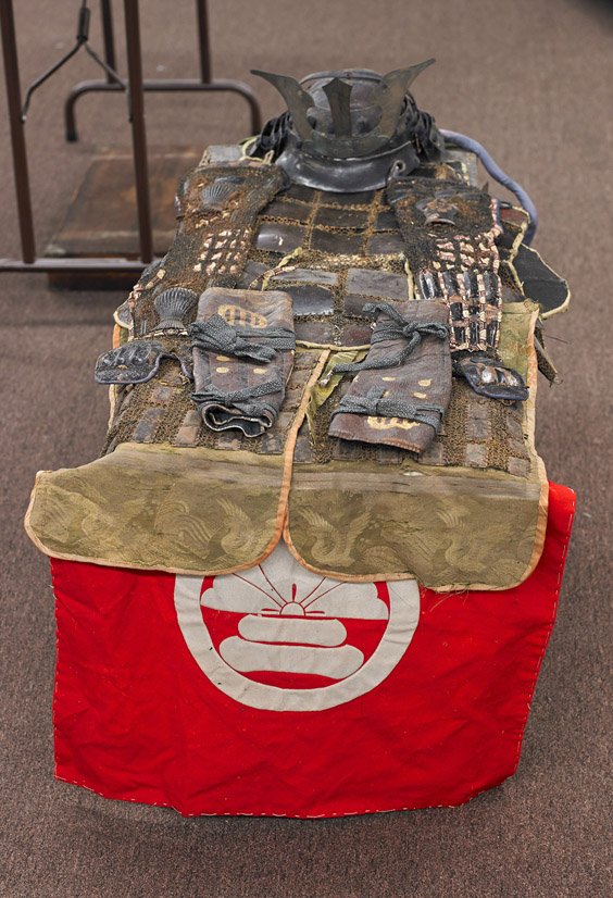 Antique Japanese Lacquered Samurai Armor: Antique Japanese Lacquered Samurai Armor Assembled set of antique Japanese lacquered iron samurai armor, including: helmet (kabuto) with flaring crest (maedate); "soft" cuirass (do) of individual scal
