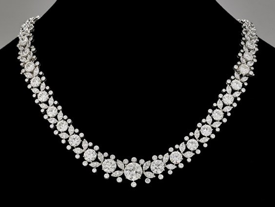 Harry Winston Ring Emerald Necklace Harry Winston Ring Emerald Necklace