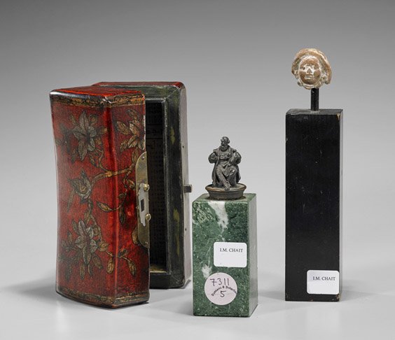 Mini Bronze Scholar & Tanagra Head (1 of 2)