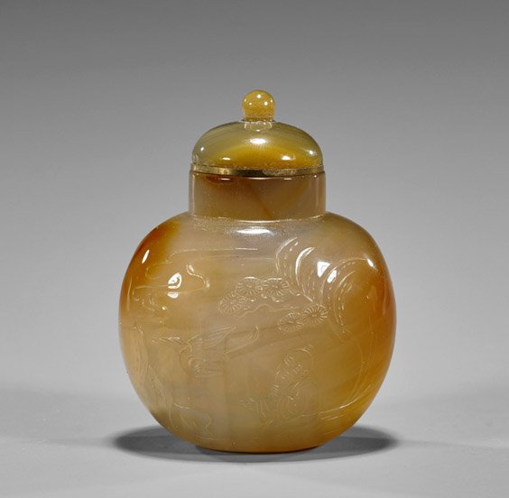 Large Cameo Agate Snuff Bottle (1 of 2)
