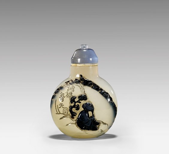 FINE SHADOW AGATE SNUFF BOTTLE (1 of 3)