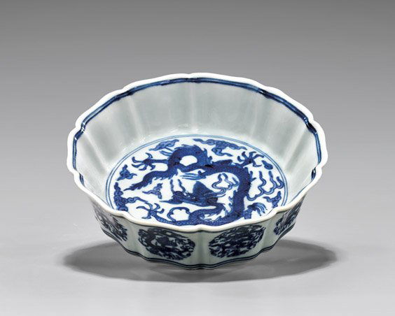 MING-STYLE BLUE & WHITE BRUSHWASHER (1 of 2)