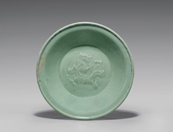 YUAN-STYLE CELADON CHARGER (1 of 2)