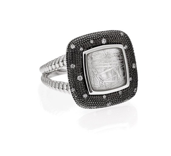 SILVER, DIAMOND AND METEORITE RING (1 of 1)