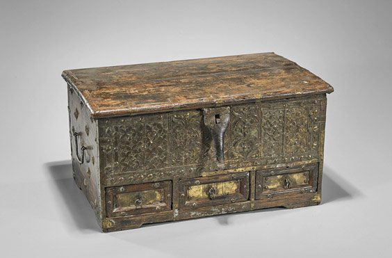 Small Omani Brass & Wood Wedding Chest (1 of 1)