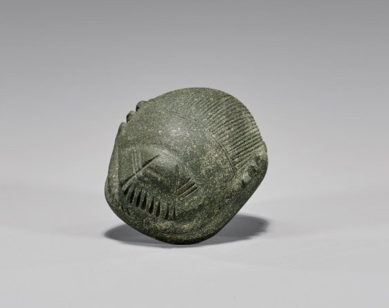 EGYPTIAN BASALT HEART SCARAB (1 of 2)