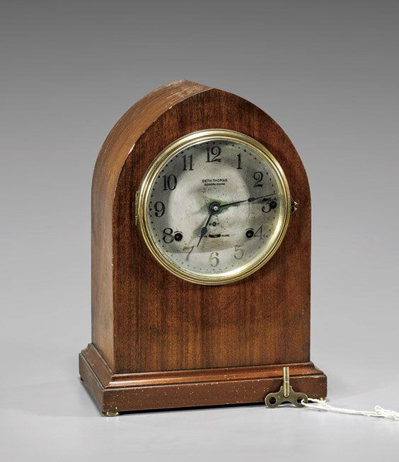 American Seth Thomas Wood Mantel Clock (1 of 1)