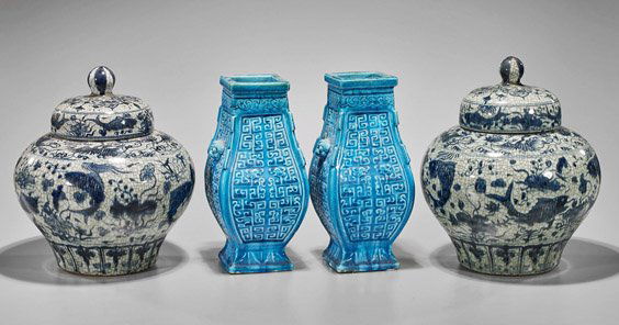 Two Pairs Chinese Porcelain Vases (1 of 2)