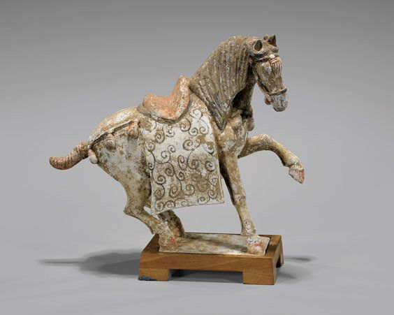 TANG DYNASTY PAINTED POTTERY HORSE (1 of 2)