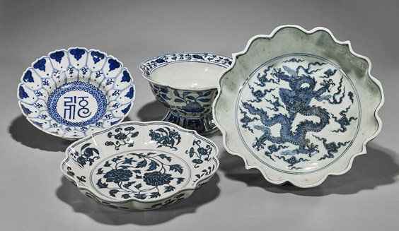 Four Ming-Style Blue & White Bowls (1 of 3)