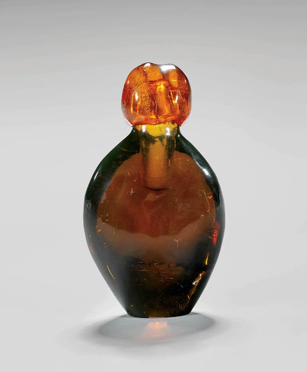 RARE GREEN AMBER SNUFF BOTTLE (1 of 2)