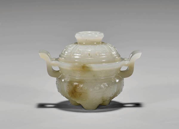 MINIATURE ARCHAISTIC JADE VESSEL (1 of 2)