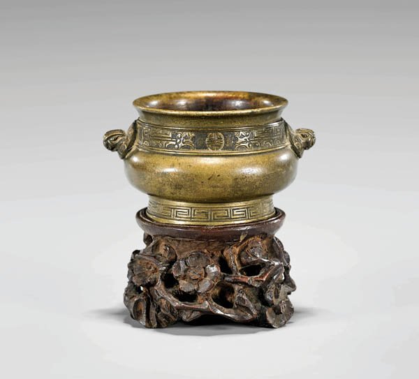 ANTIQUE MINIATURE MING-STYLE BRONZE CENSER (1 of 3)