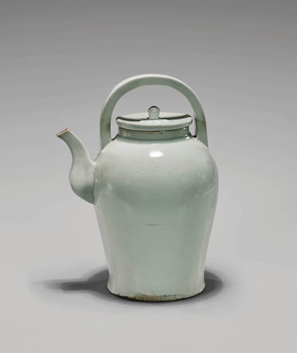 KOREAN GLAZED CERAMIC COVERED EWER (1 of 3)