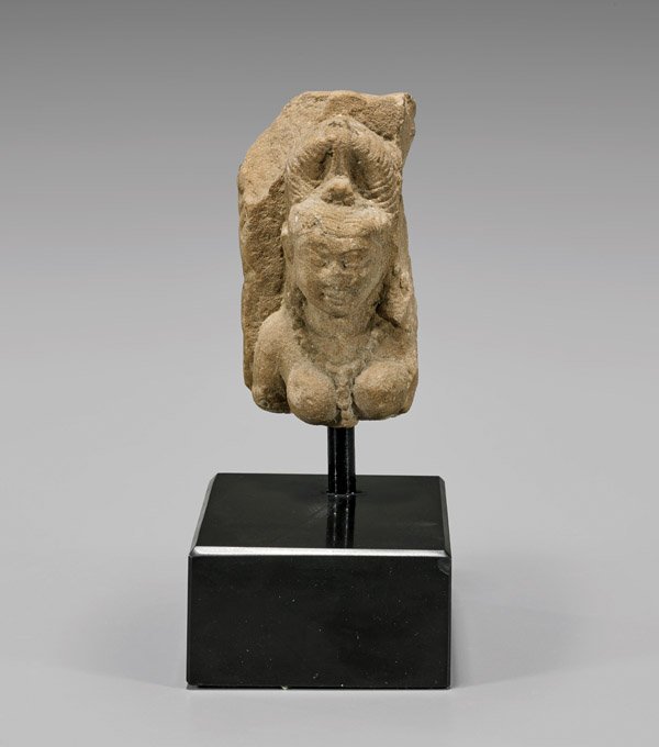 ANTIQUE SOUTHEAST ASIAN STONE FRAGMENT (1 of 3)