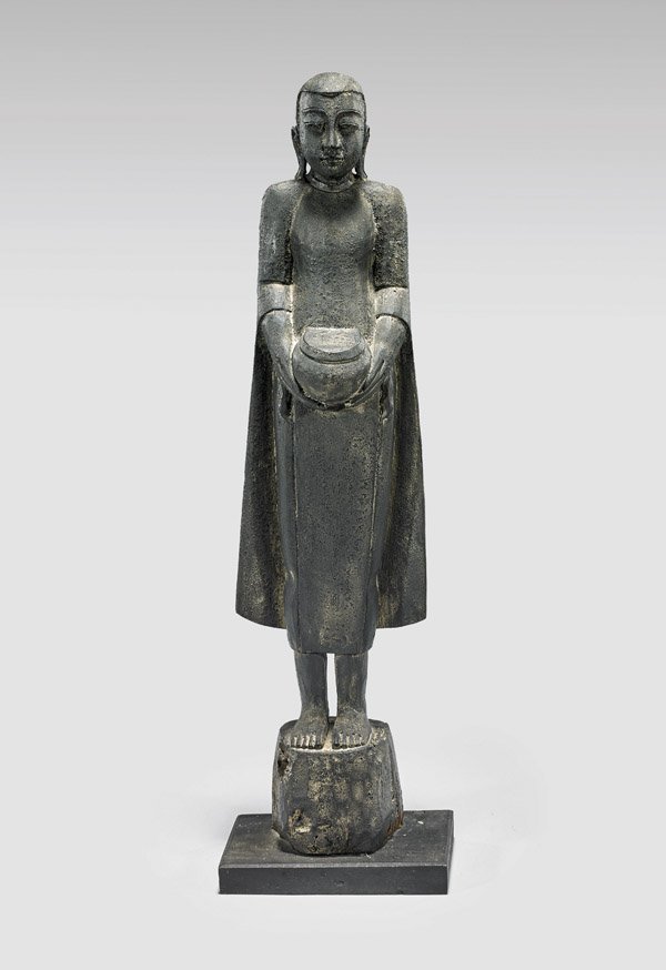 TALL ANTIQUE THAI WOOD FIGURE (1 of 1)