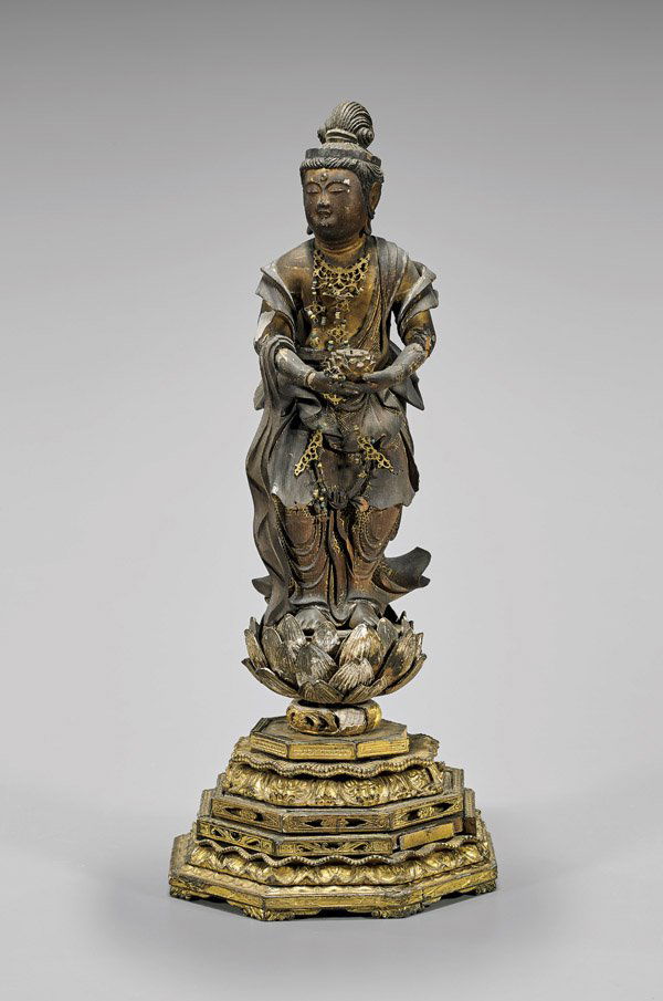 ANTIQUE JAPANESE PARCEL-GILT WOOD KANNON (1 of 2)