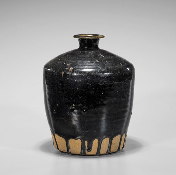 Jin Dynasty Henan Stoneware Jar (1 of 2)