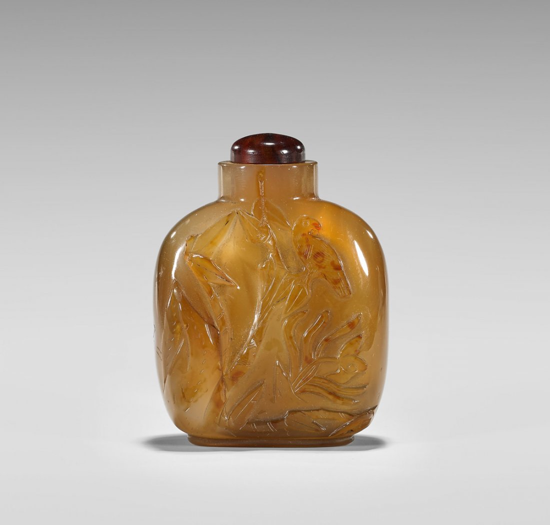 ANTIQUE CARNELIAN AGATE SNUFF BOTTLE (1 of 2)