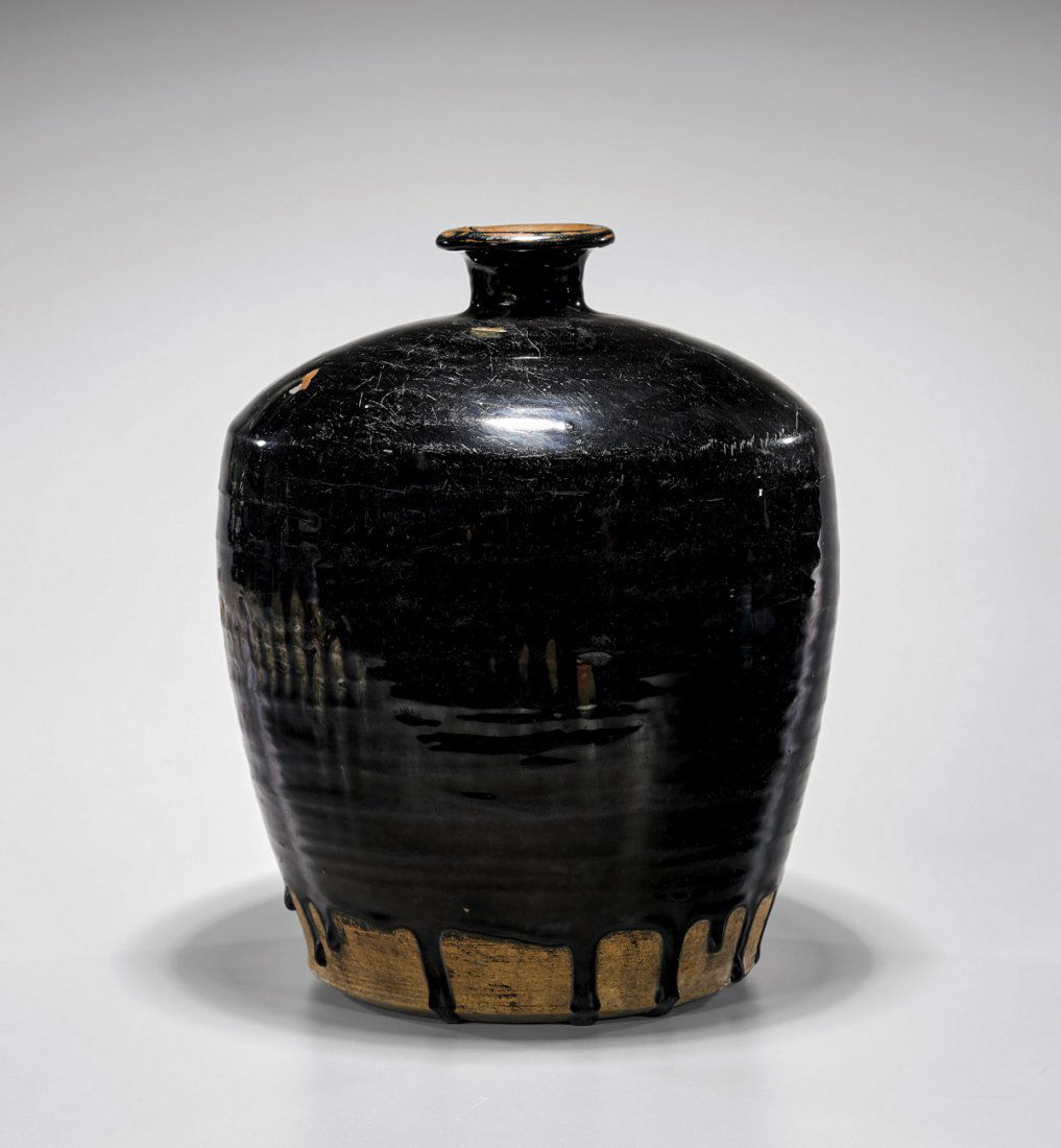 LARGE SONG/JIN DYNASTY HENAN BLACK GLAZED VESSEL (1 of 2)