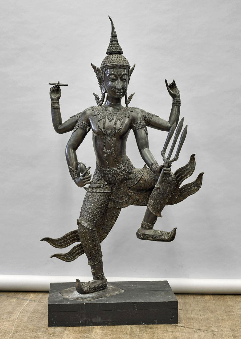 Massive Thai Sukhothai-Style Bronze Four-Armed Vishnu (1 of 1)