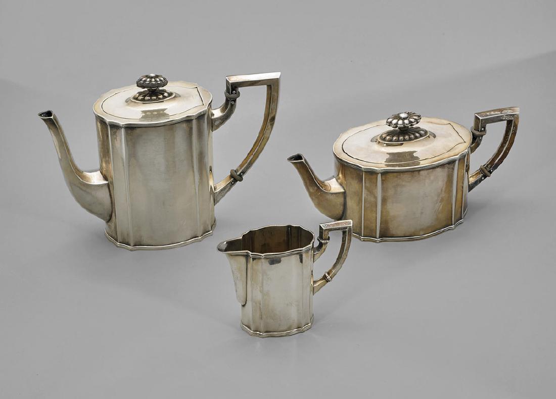 Silver Coffeepot, Teapot & Creamer (1 of 2)