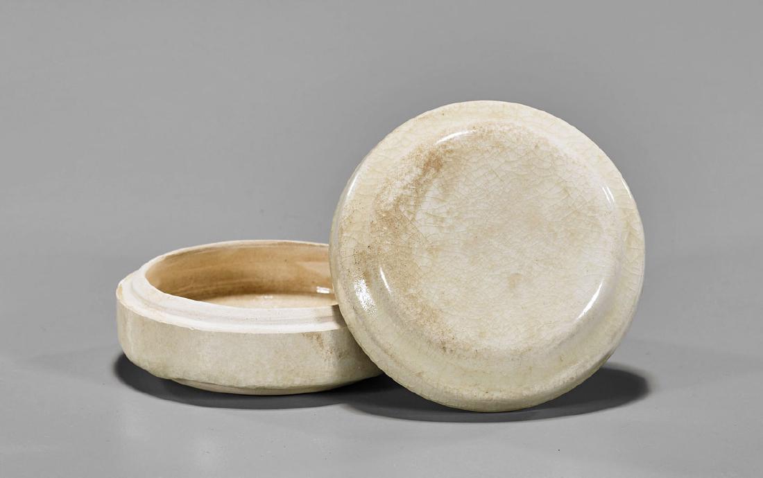 Chinese Ceramic Seal Paste Box (1 of 2)